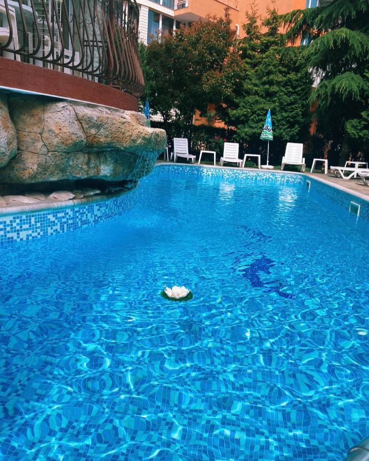 Hotel Dolphin Ravda Bagian luar foto