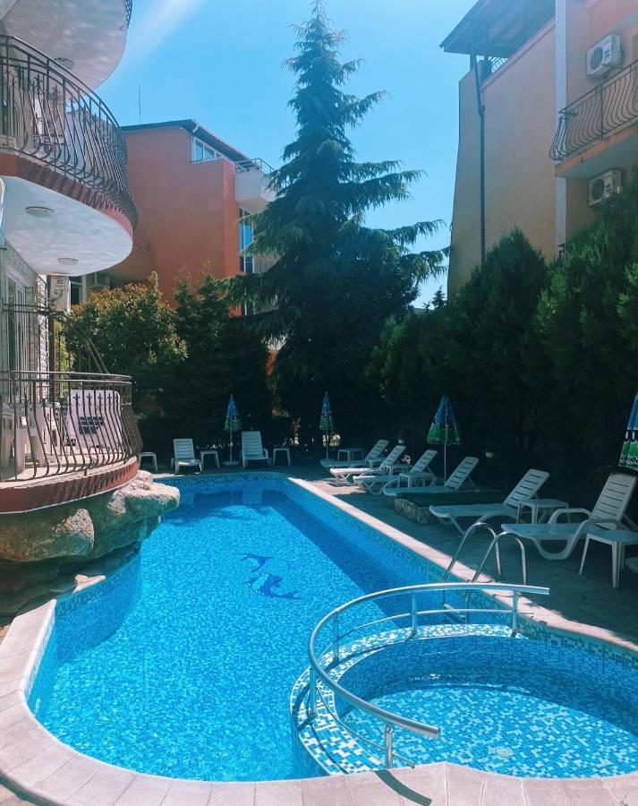 Hotel Dolphin Ravda Bagian luar foto