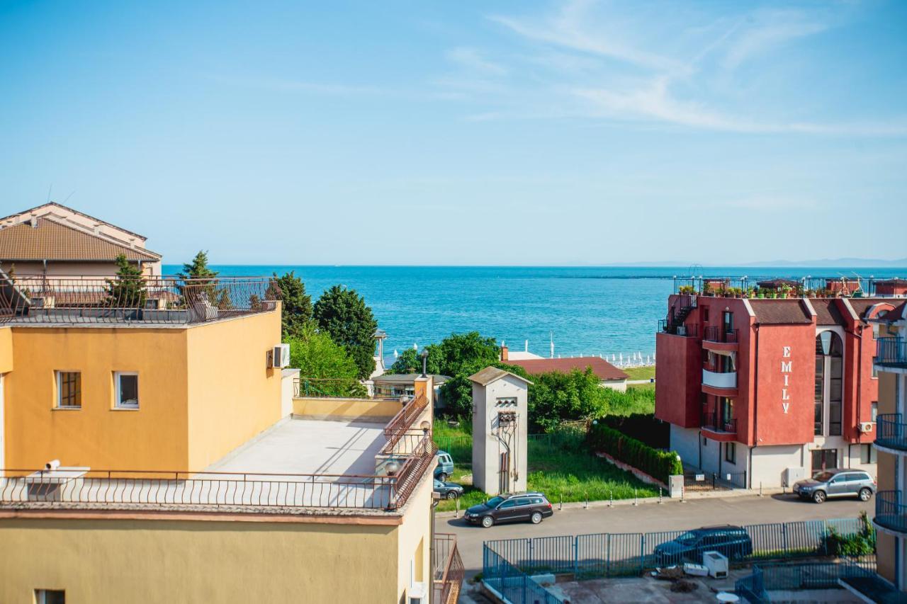 Hotel Dolphin Ravda Bagian luar foto